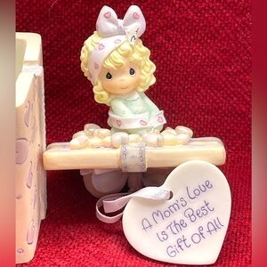 2003 Precious Moments Mother’s Day ceramic gift box